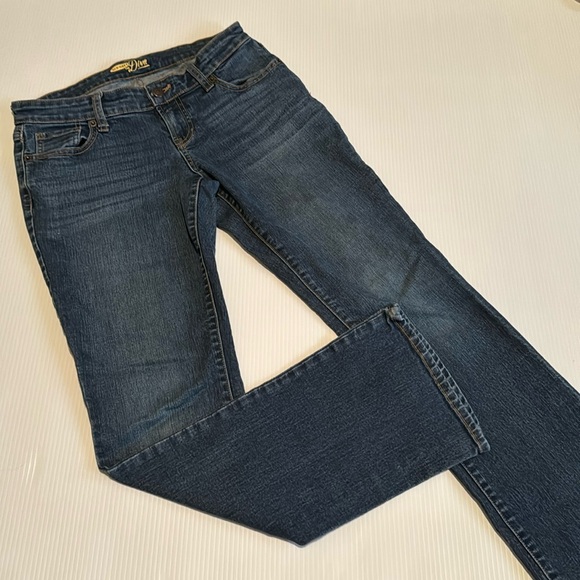 Old Navy The Diva bootcut blue jeans. Women’s size 2 short. - Picture 1 of 12